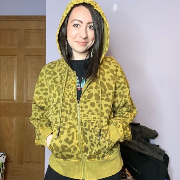 JoyLab Green Animal Print Oversized Hoodie women's size XS - Picture 2 of 10